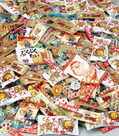 粗品・景品・ノベルティの粗品屋本舗　駄菓子つかみどり約１００人用内容